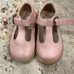 Pink leather upper Mary Jane in great condition